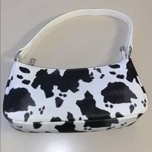 COW PRINT SHOULDER BAG‼️